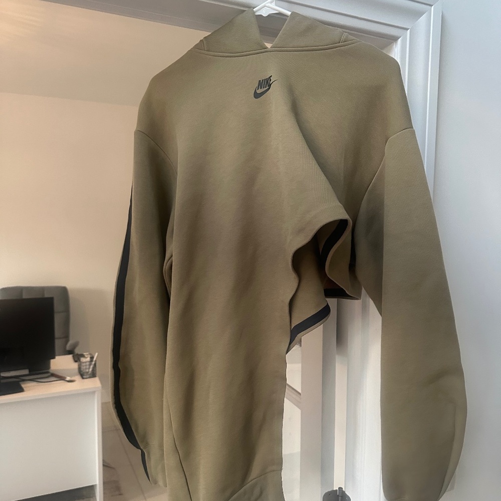 Nike tech hoodie